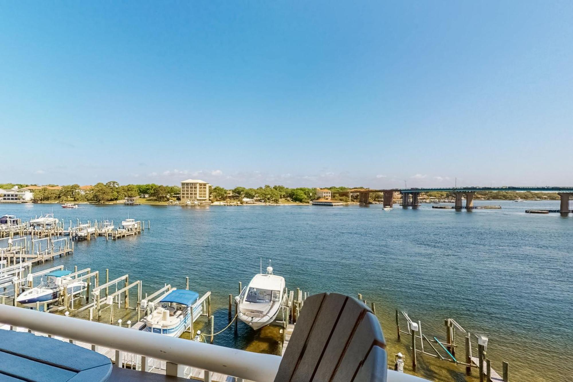 Вилла Palm Court Yacht Club Форт Уолтон Бич Номер фото